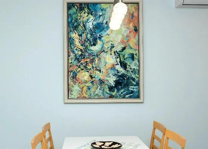 Cozy In The Very Centre Of Sofie